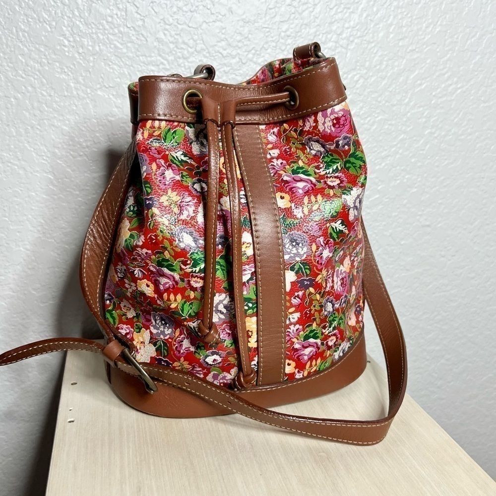 Vintage Kenzo Red Leather Floral Drawstring Bucket Bag Crossbody Chic Girly